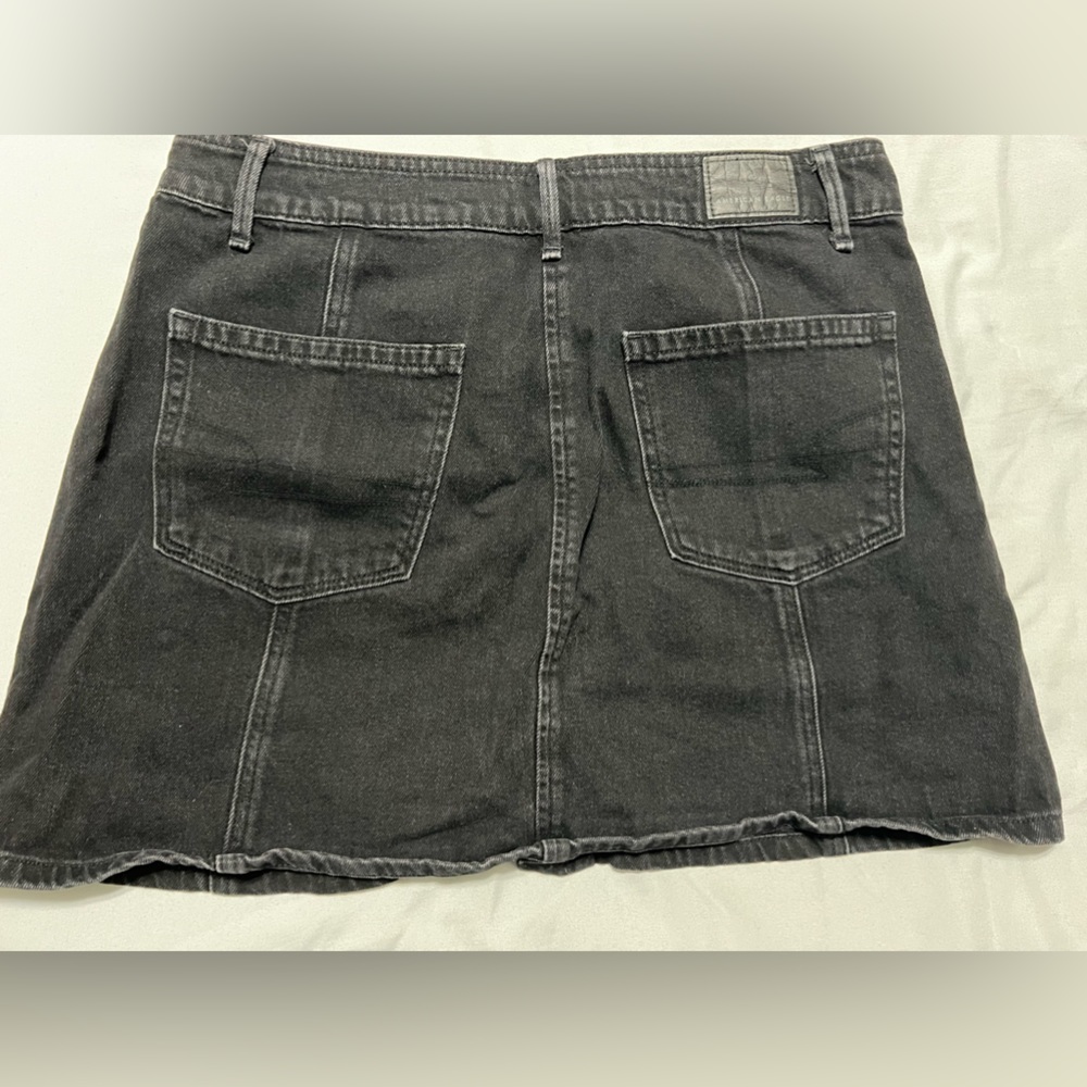 black american eagle size 8 denim skirt - Picture 3 of 3
